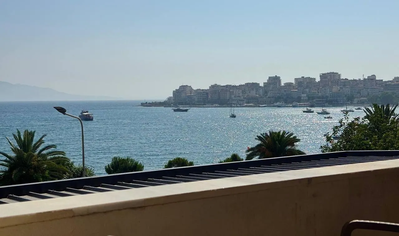Robin Sea View Apartment Sarande