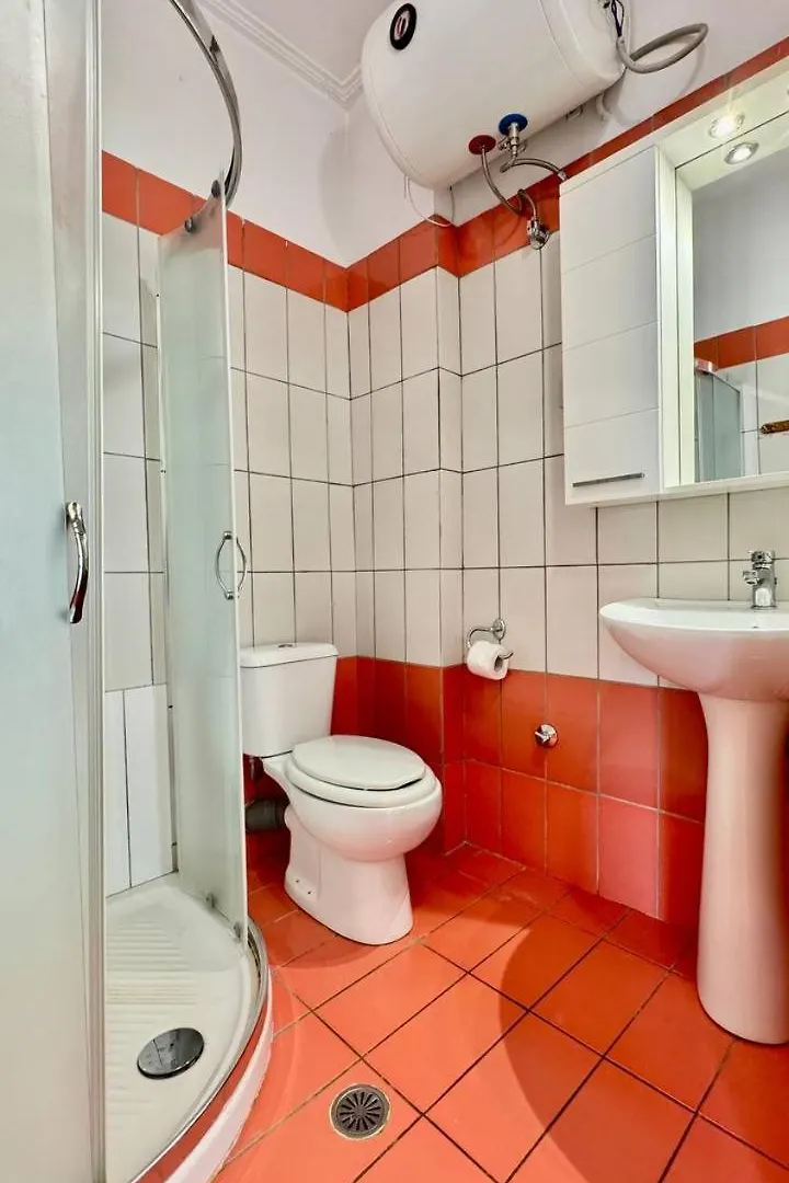 Robin Sea View Apartment Sarande 0*,