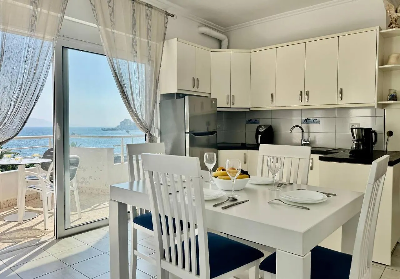 Robin Sea View Apartment Sarande