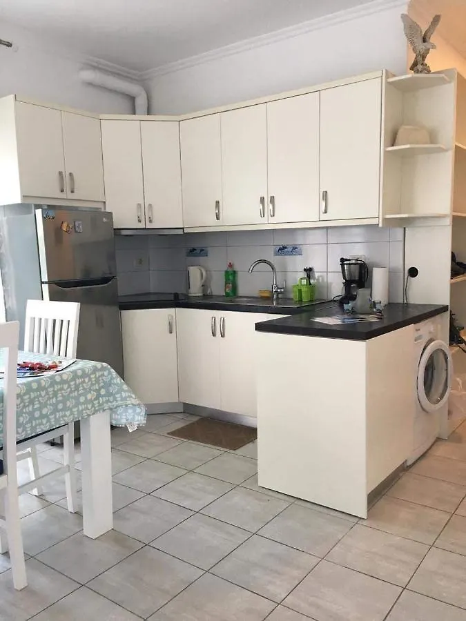 Robin Sea View Apartment Sarande