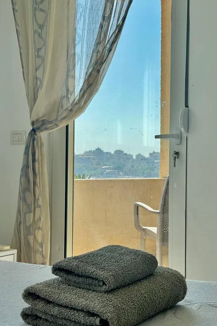 Robin Sea View Apartment Sarandë